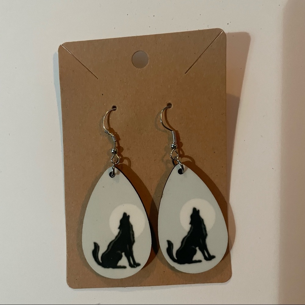 Made2order double side coyote earrings